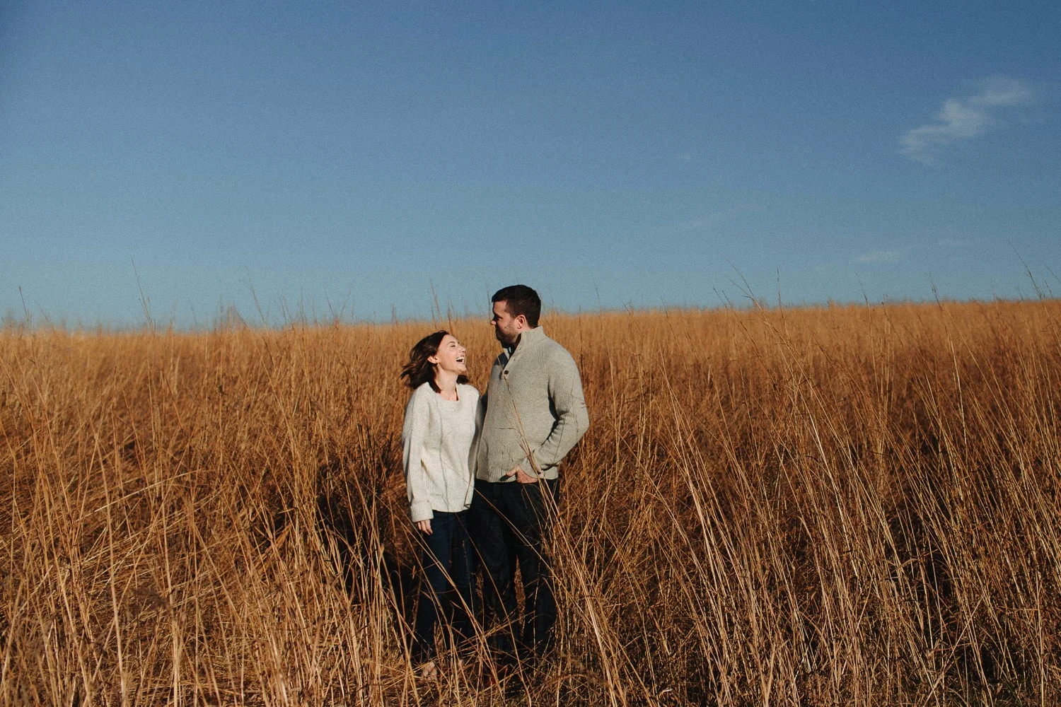 0004_17_11_21_katie_ben0015_golden,_fall,_dog_field,_engagement,.jpg