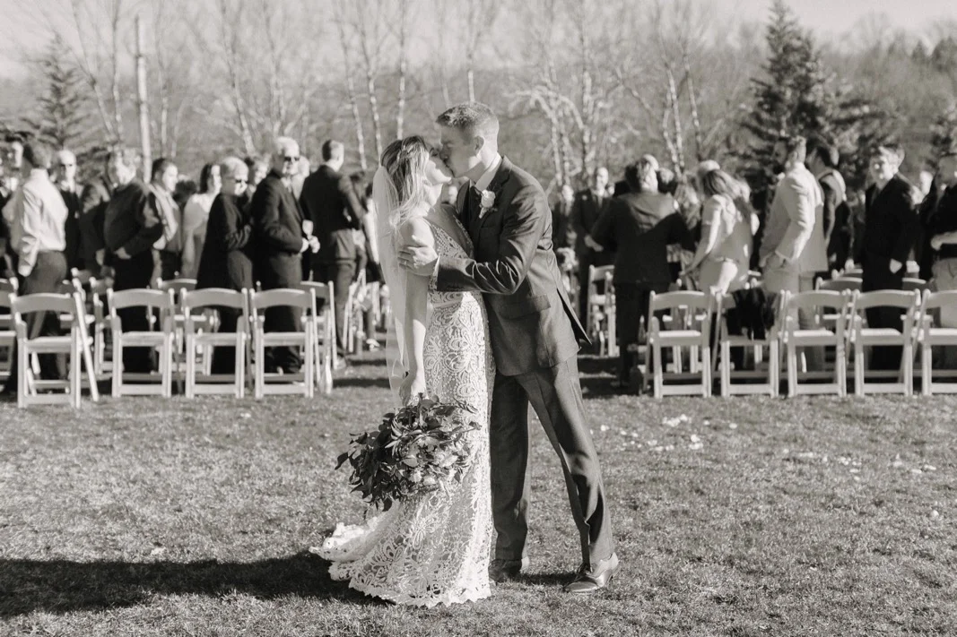 32_18_03_31_dana_pat0324_barn,_rustic,_spring,_wedding,_nature,.jpg