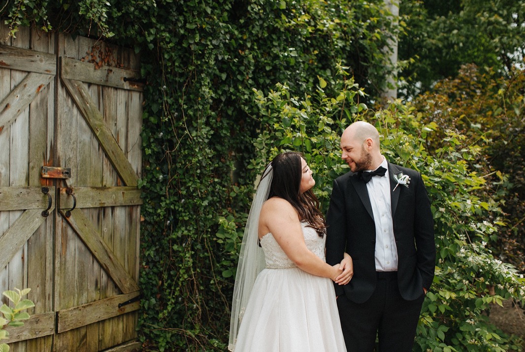 intimate_rustic_garden_wedding_terrain