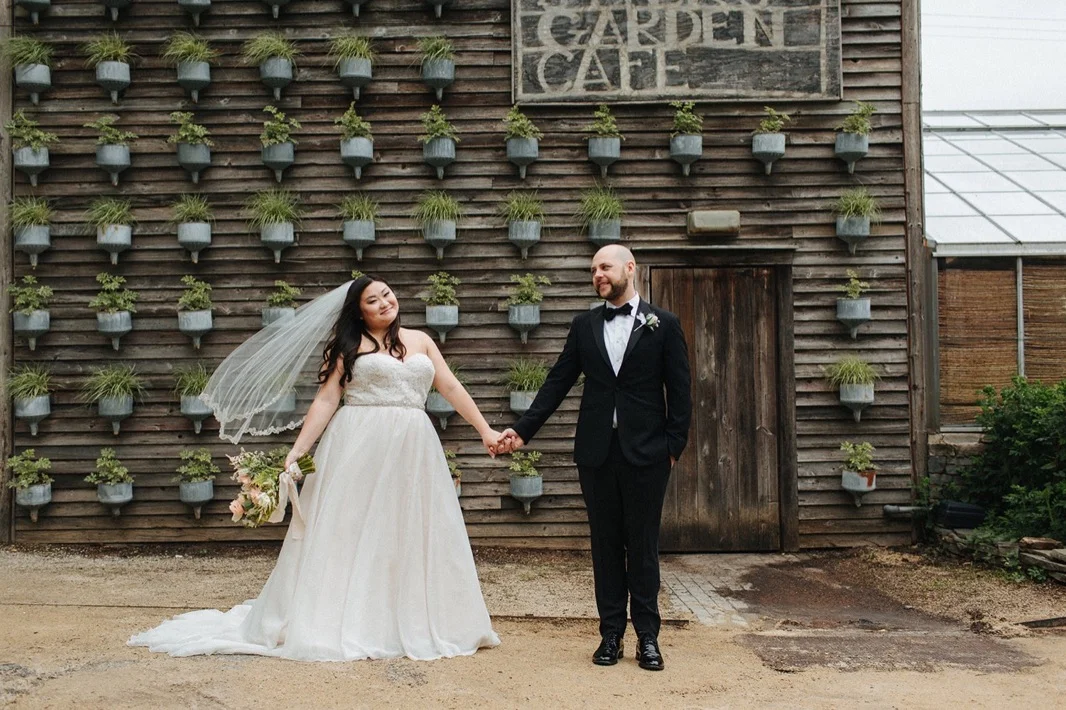 intimate_rustic_garden_wedding_terrain
