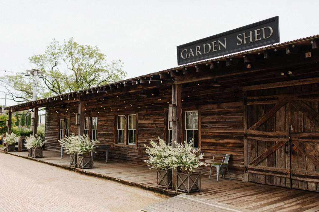 intimate_rustic_garden_wedding_terrain