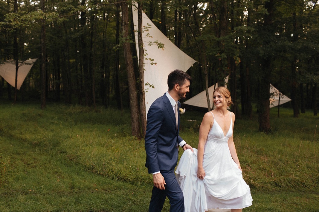 12_county_backyard_country_wedding_bucks.jpg
