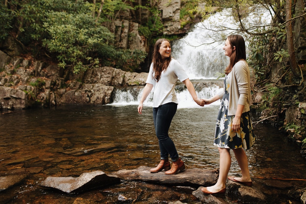 02_adventure_same-sex_photography_engagement,_nature,.jpg