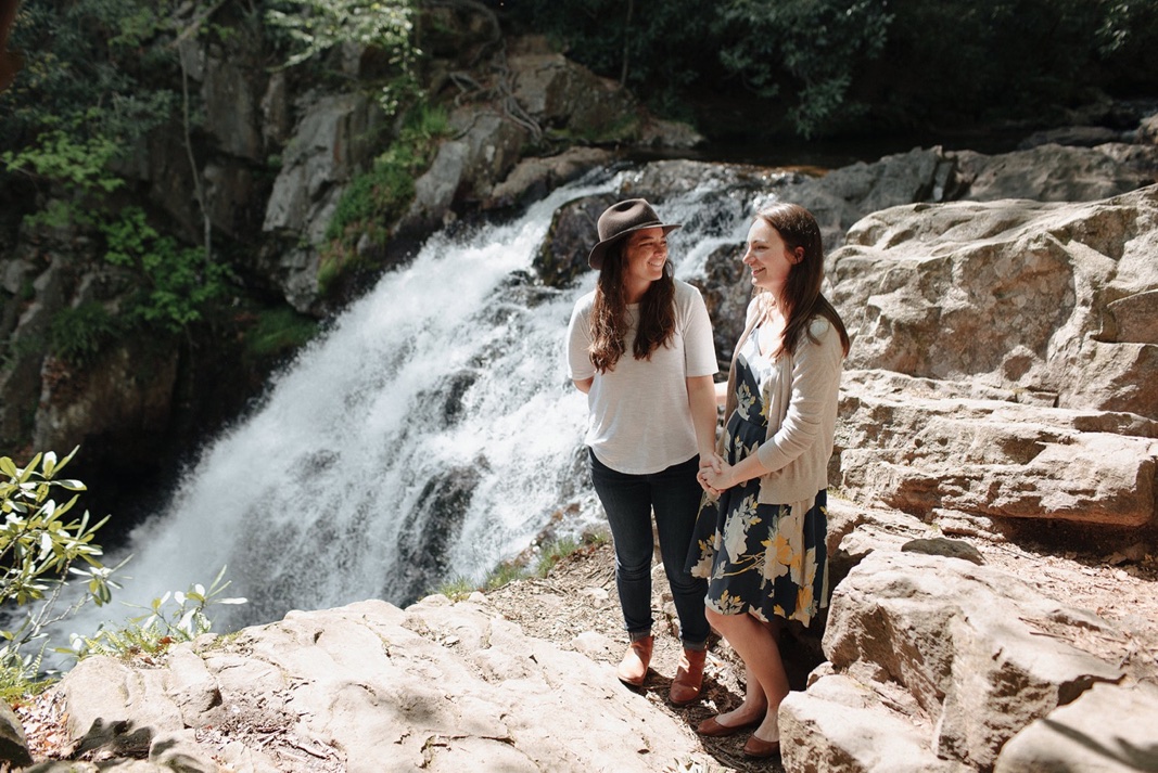 13_adventure_same-sex_photography_engagement,_nature,.jpg