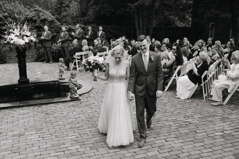 HollyHedge Estate summer wedding