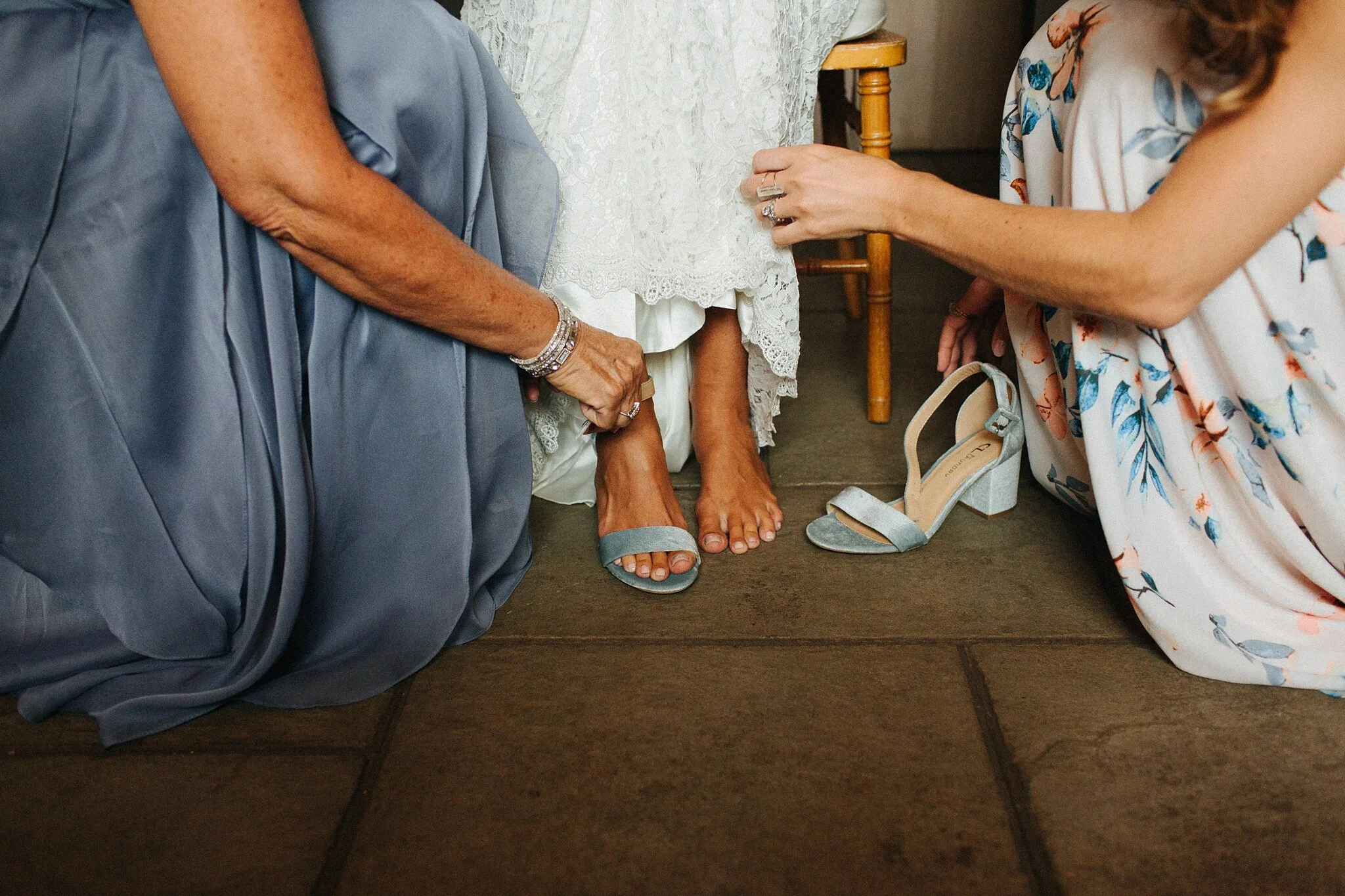 rose bank winery summer wedding