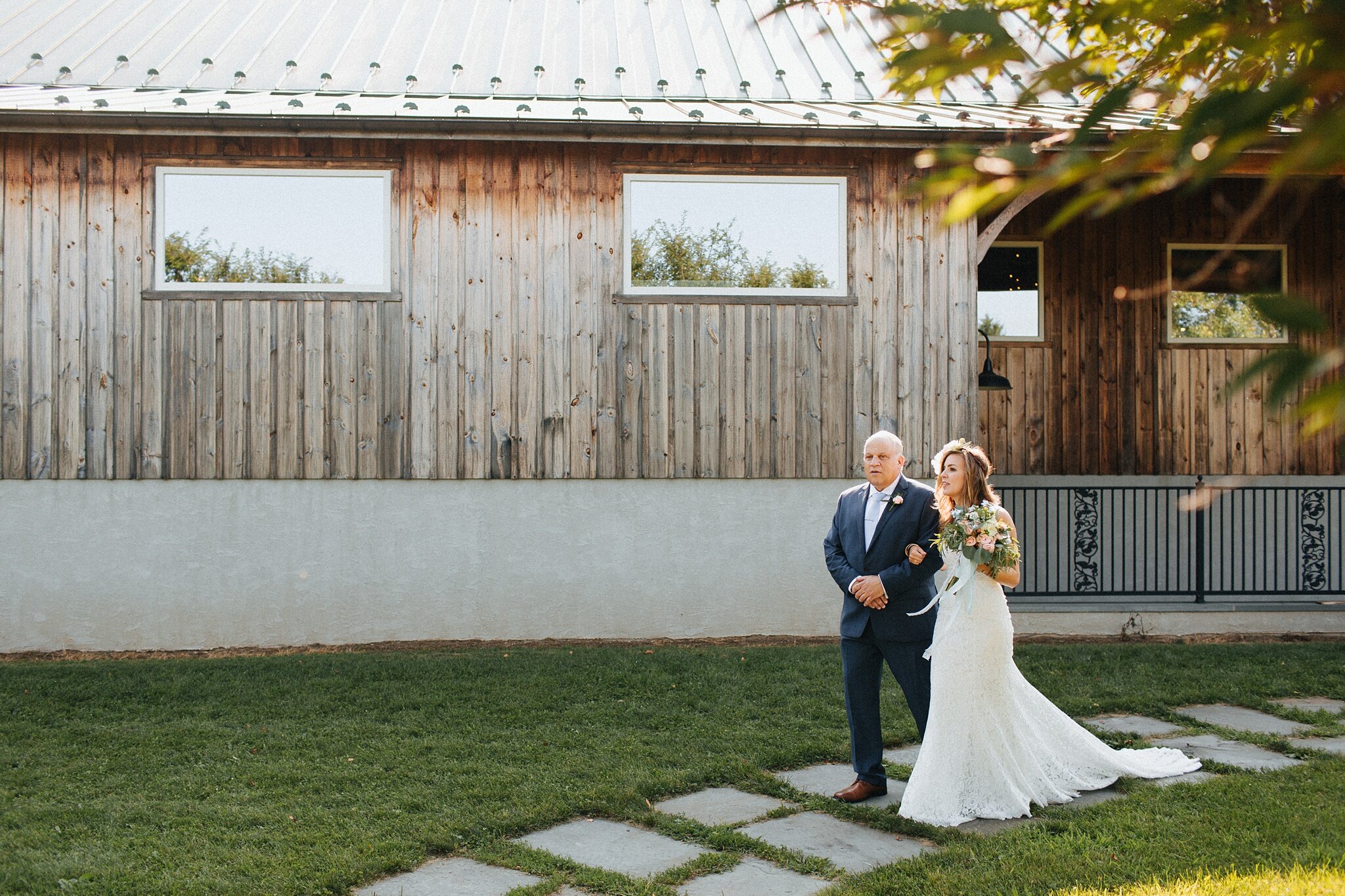 rose bank winery summer wedding