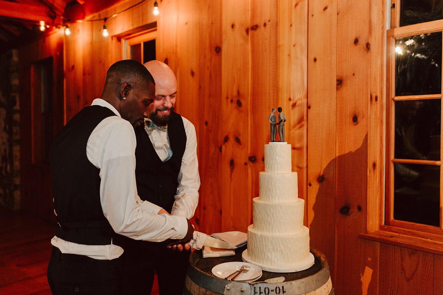 same-sex-summer-winery-wedding