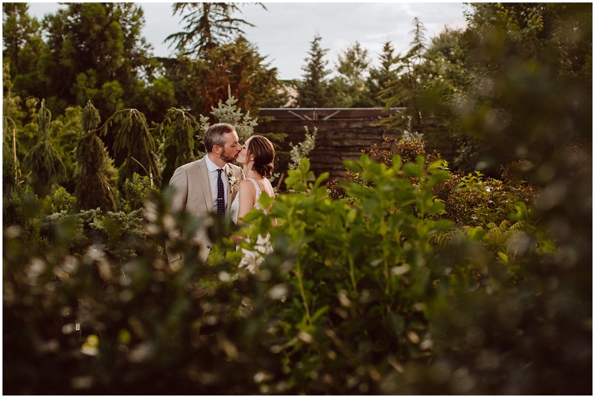 rustic_garden_wedding_Terrain