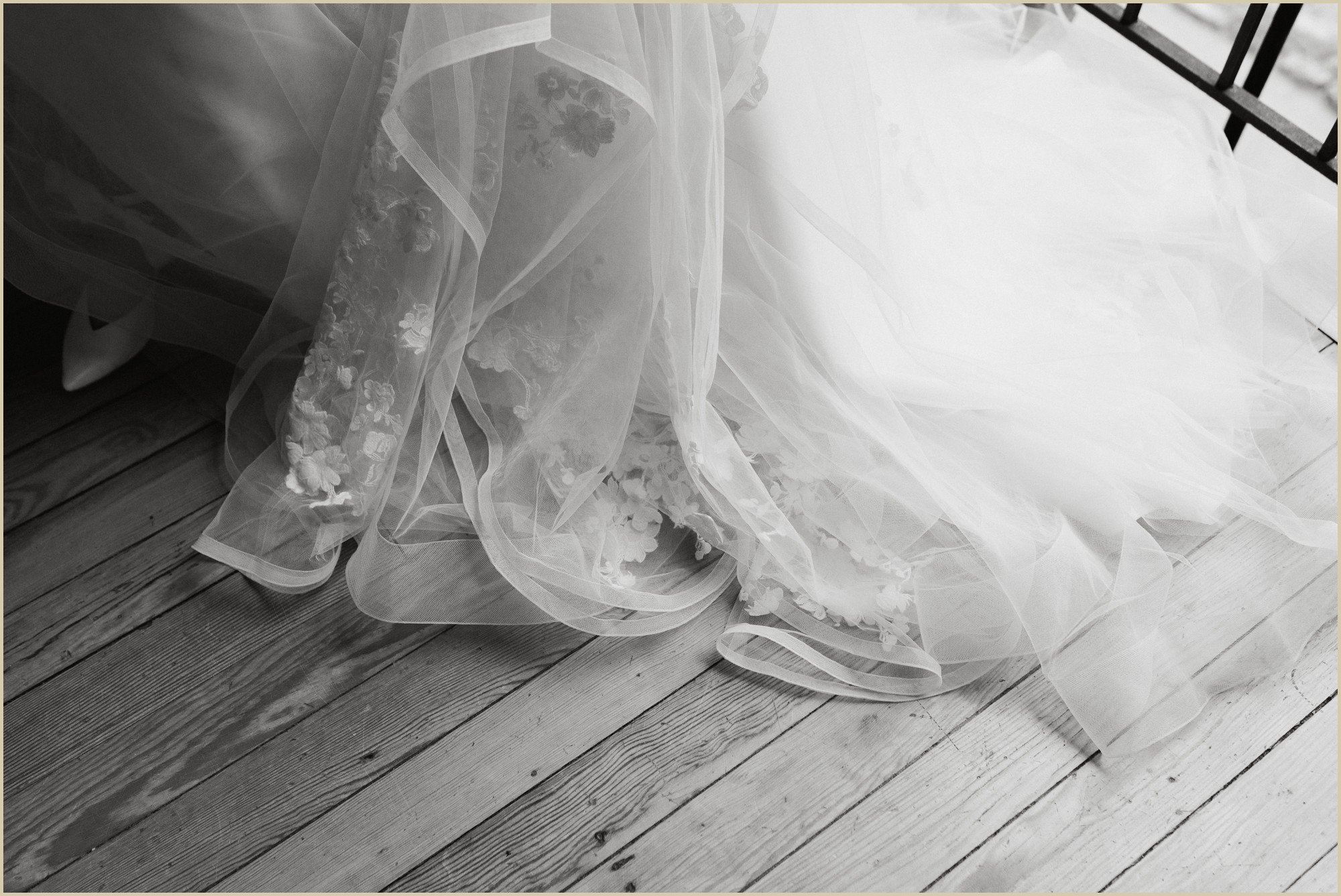 spring, garden, blue, white, estate, wedding, bucks, county