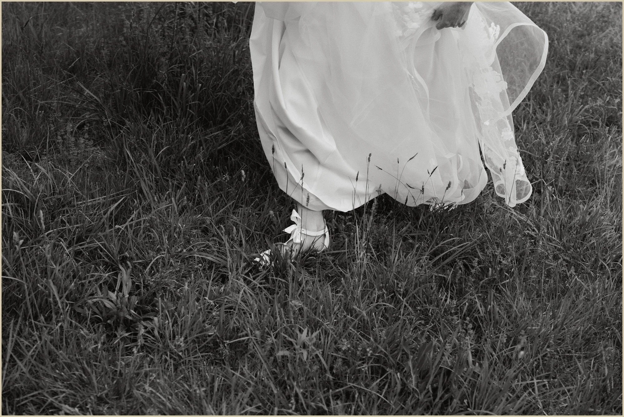 spring, garden, blue, white, estate, wedding, bucks, county