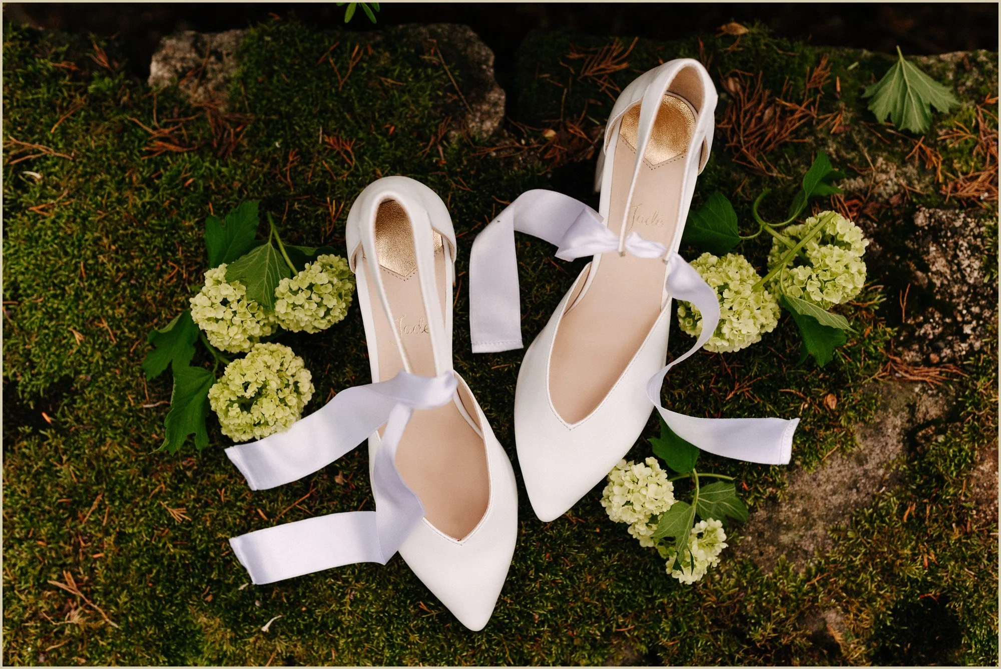 spring, garden, blue, white, estate, wedding, bucks, county