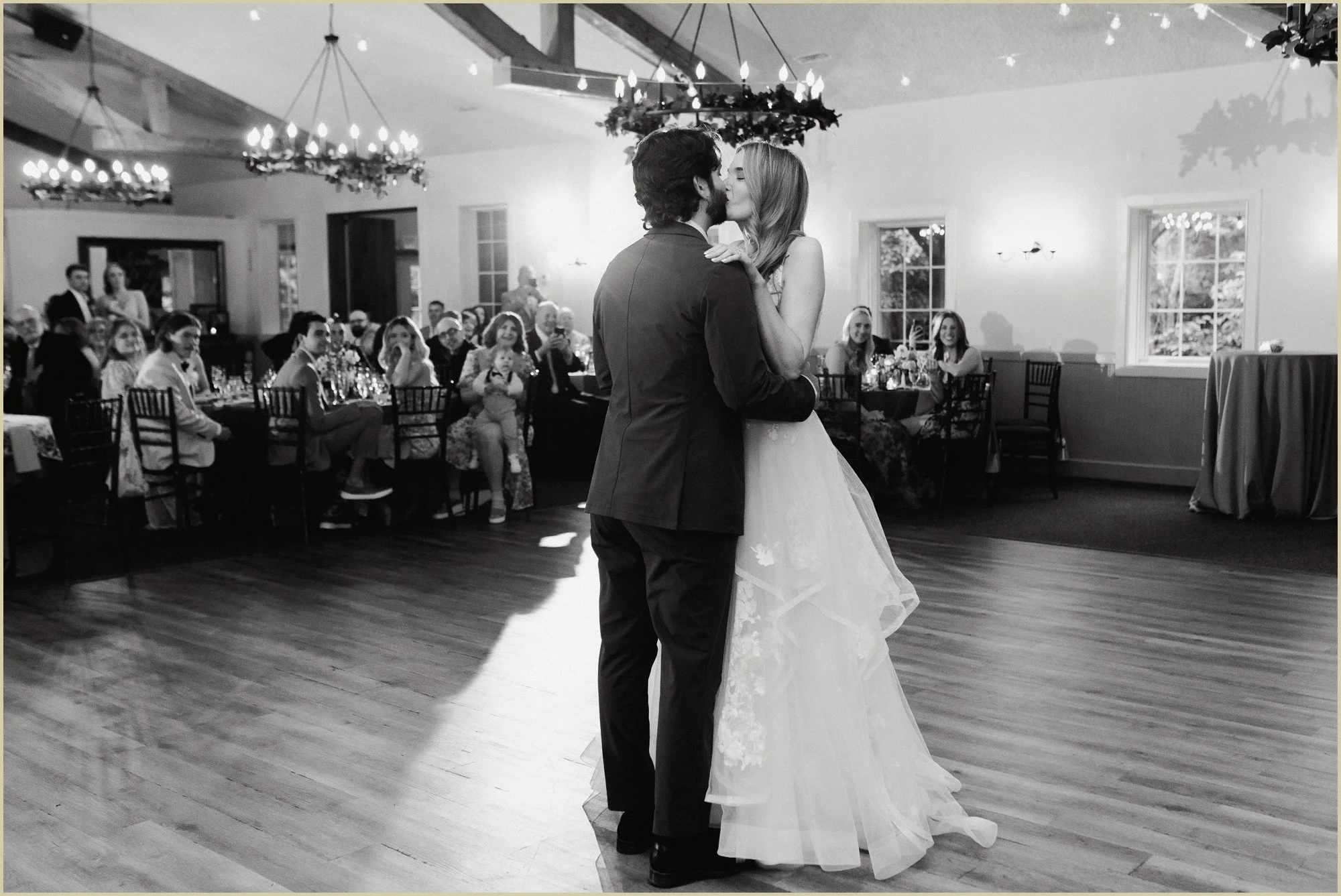 spring, garden, blue, white, estate, wedding, bucks, county