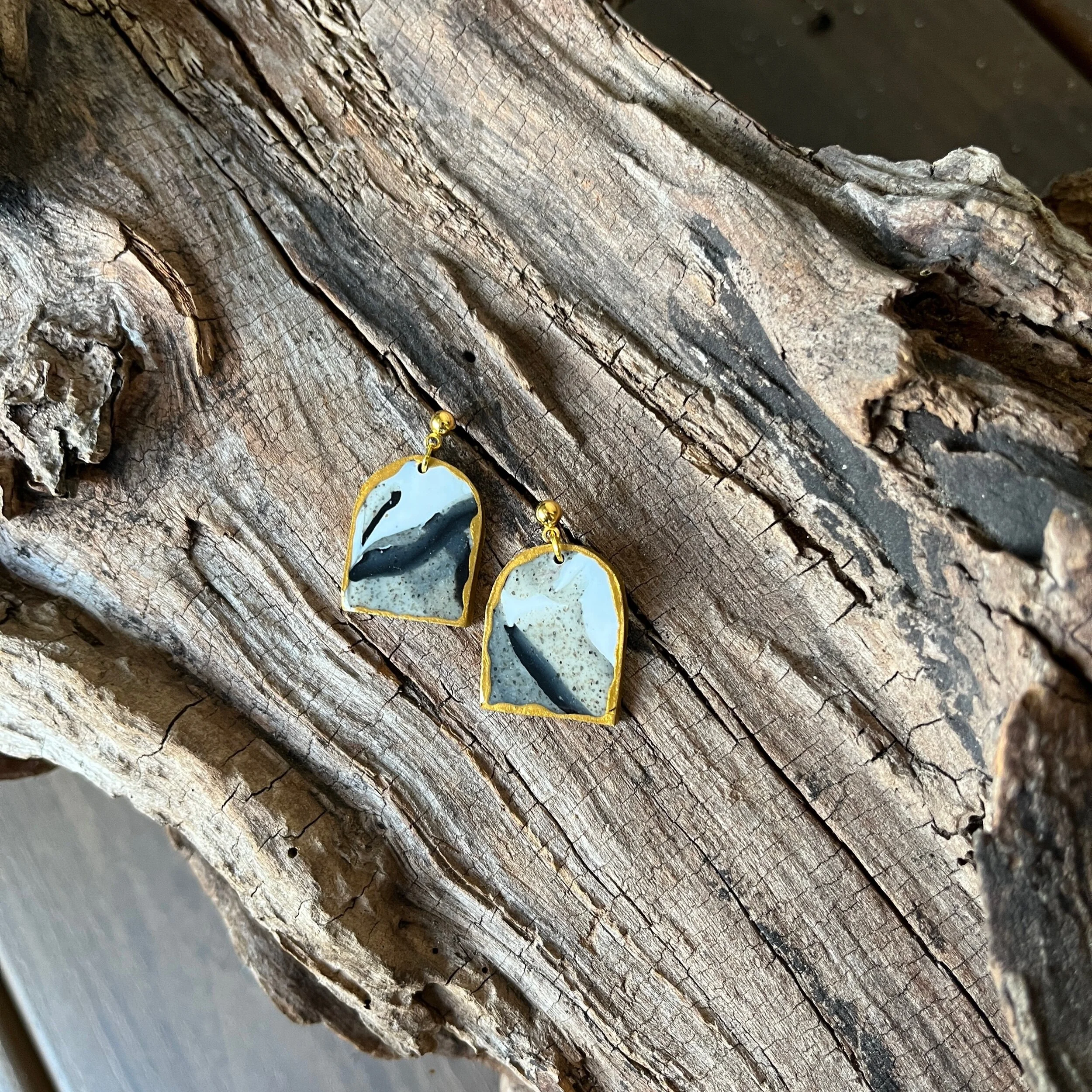 B92B9EE9-63D8-49FD-BBD4-19F92F886F2E