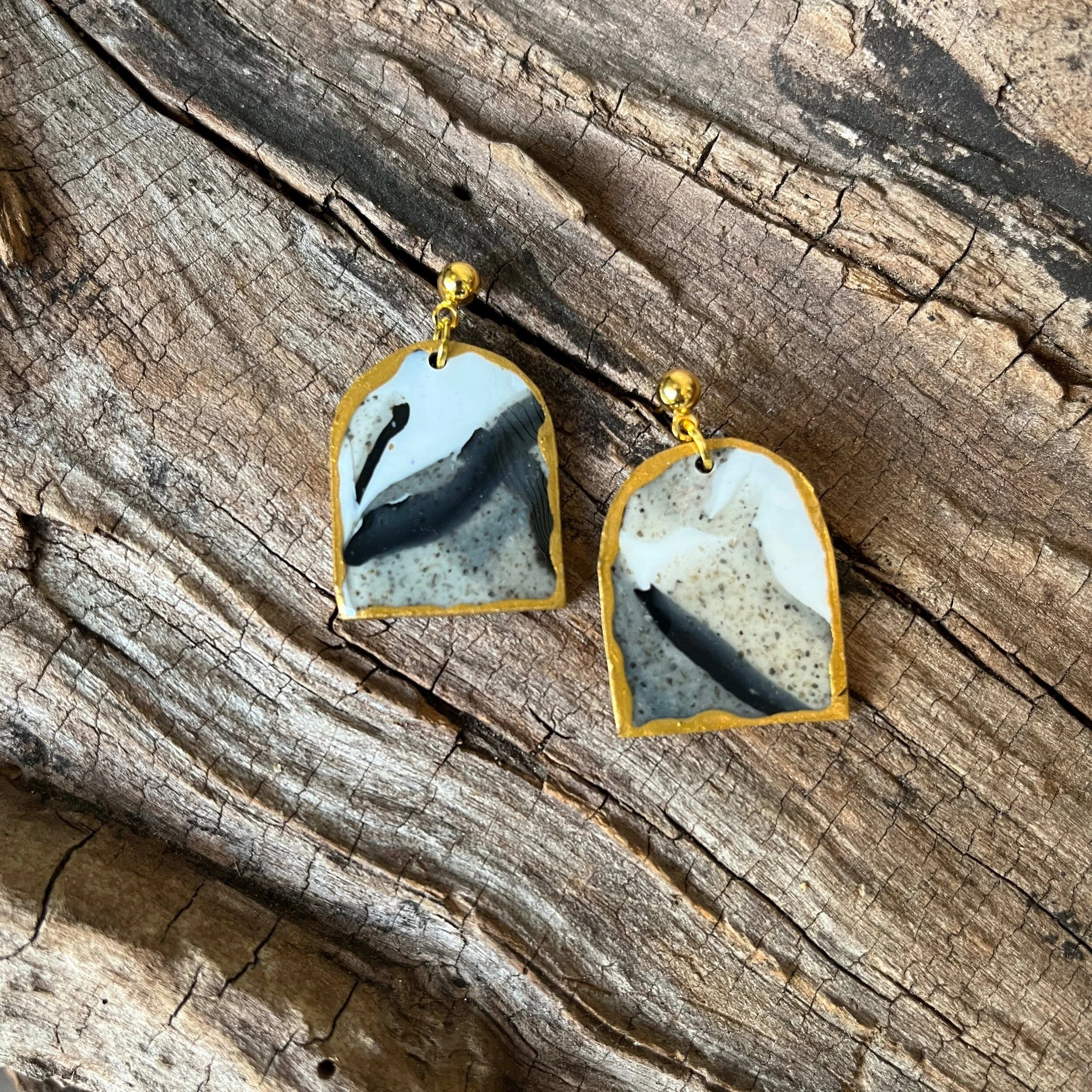 FF7FD7CE-BFFB-4DE6-8236-D52590C60942