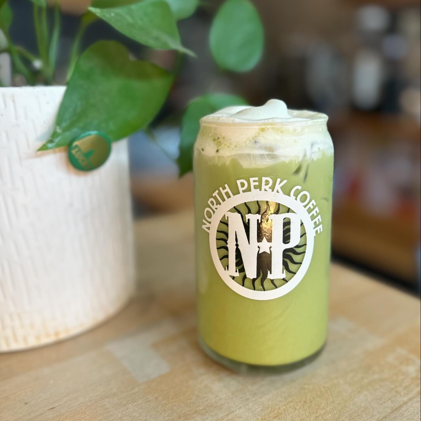 St. Patrick&rsquo;s festivities call for our Matcha with Irish Cream&hellip; Cheers ☘️☘️☘️

🪻Spring Specials drop next week ! 

@northperkcoffee @downtownpetoskey @petoskeyarea #northperkcoffee #matchalatte #organic #matchalover #greenvibes #lattear