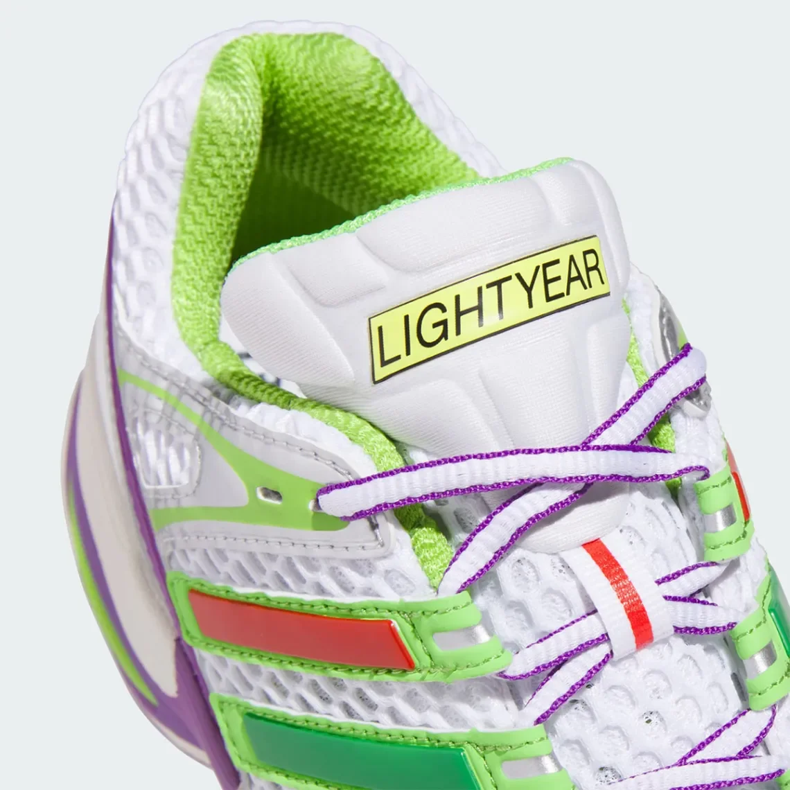 toy-story-adidas-adistar-control-5-buzz-lightyear-la3965-4.webp