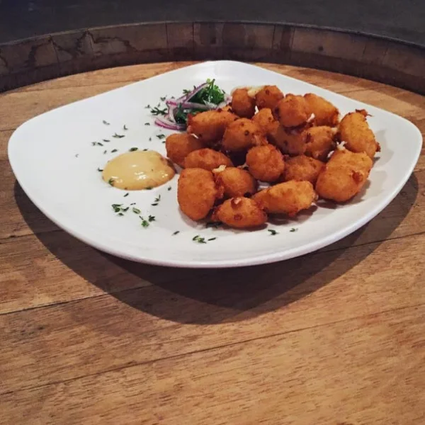 Cheese Curds.jpg