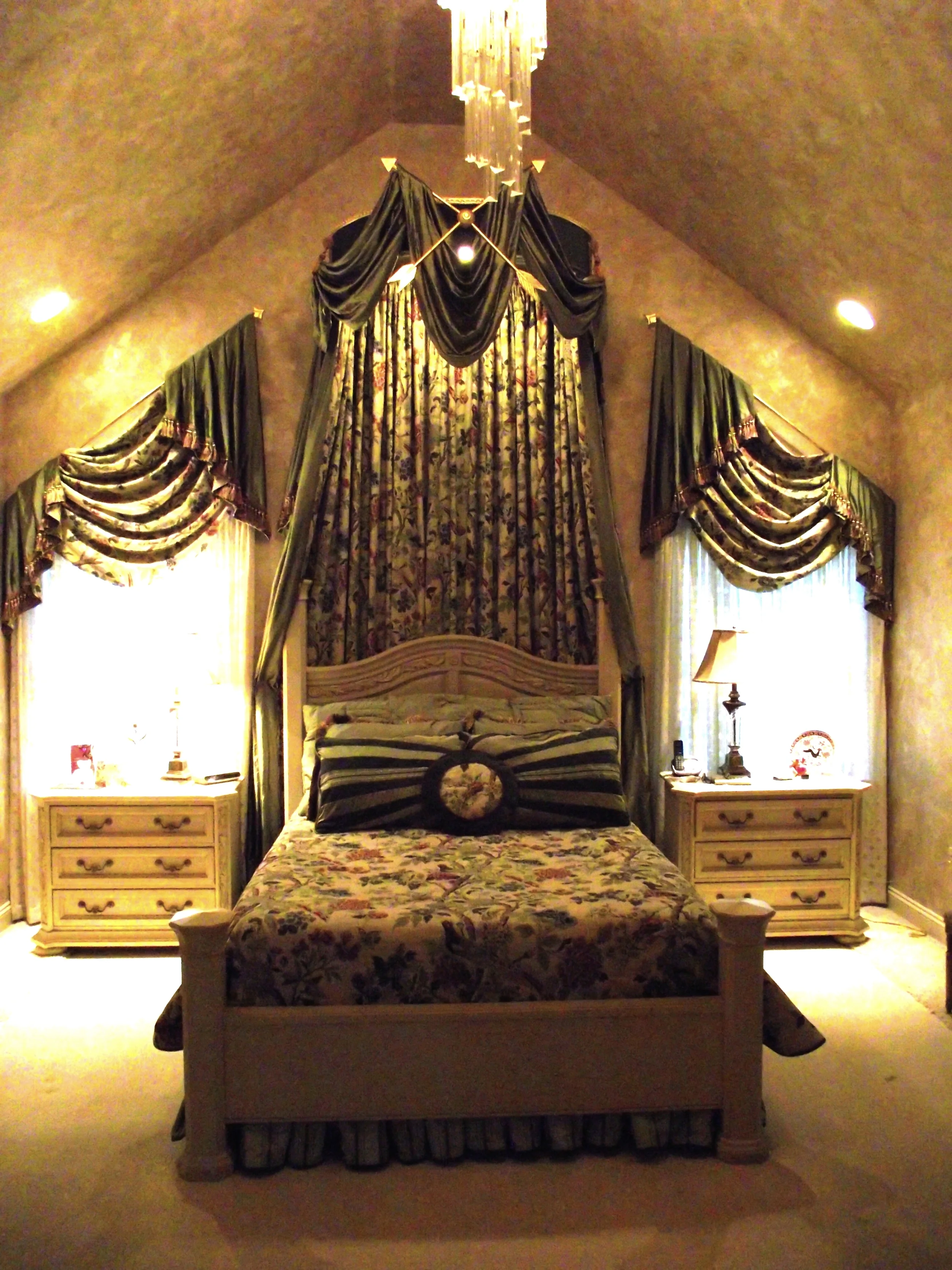 Master bedroom with cathedral ceiling AFTER
