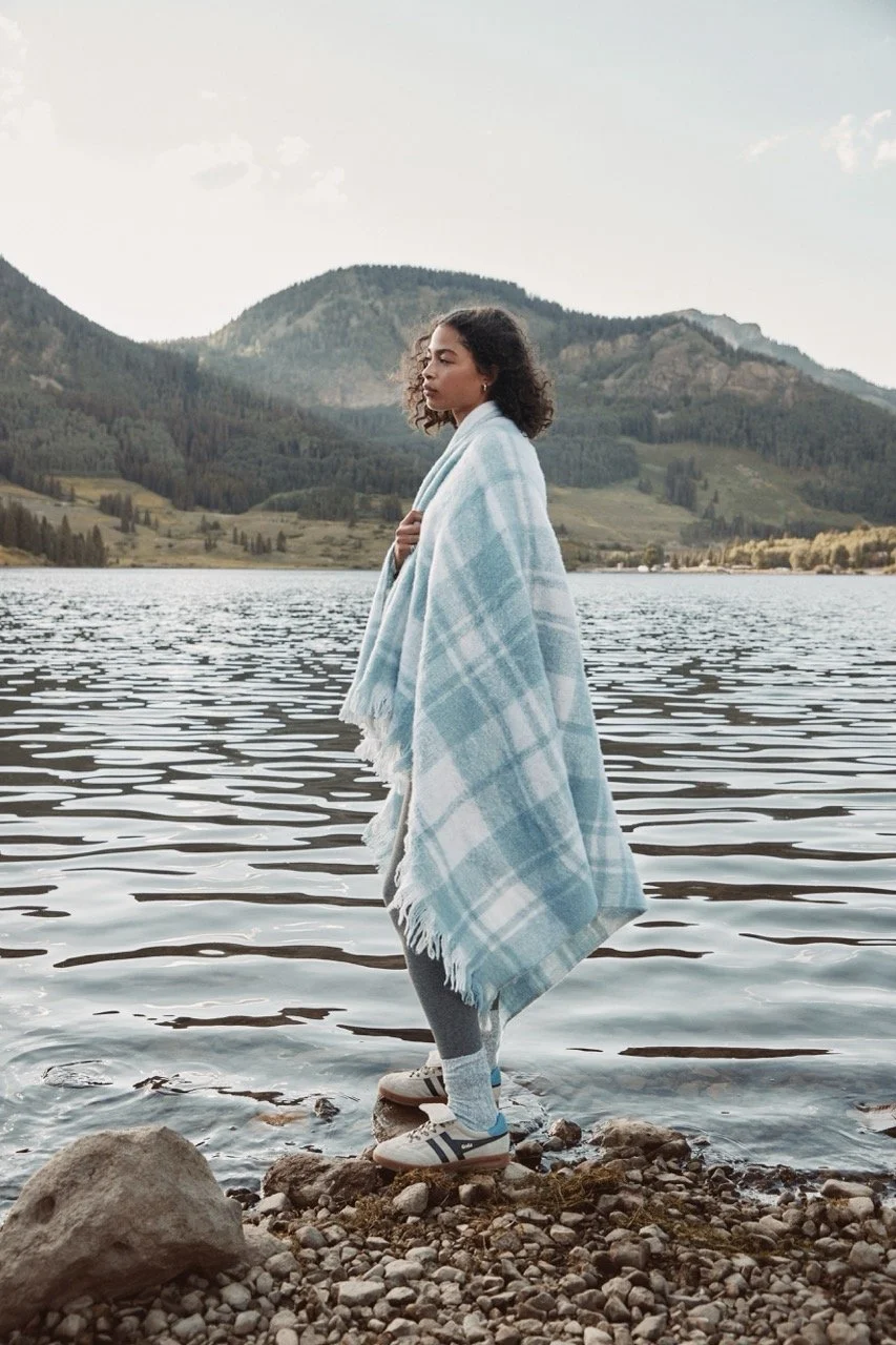 12_LG_W25_NOV_OF_LOC_EDITORIAL_198_a_RGB_300dpi_Final Large.jpeg