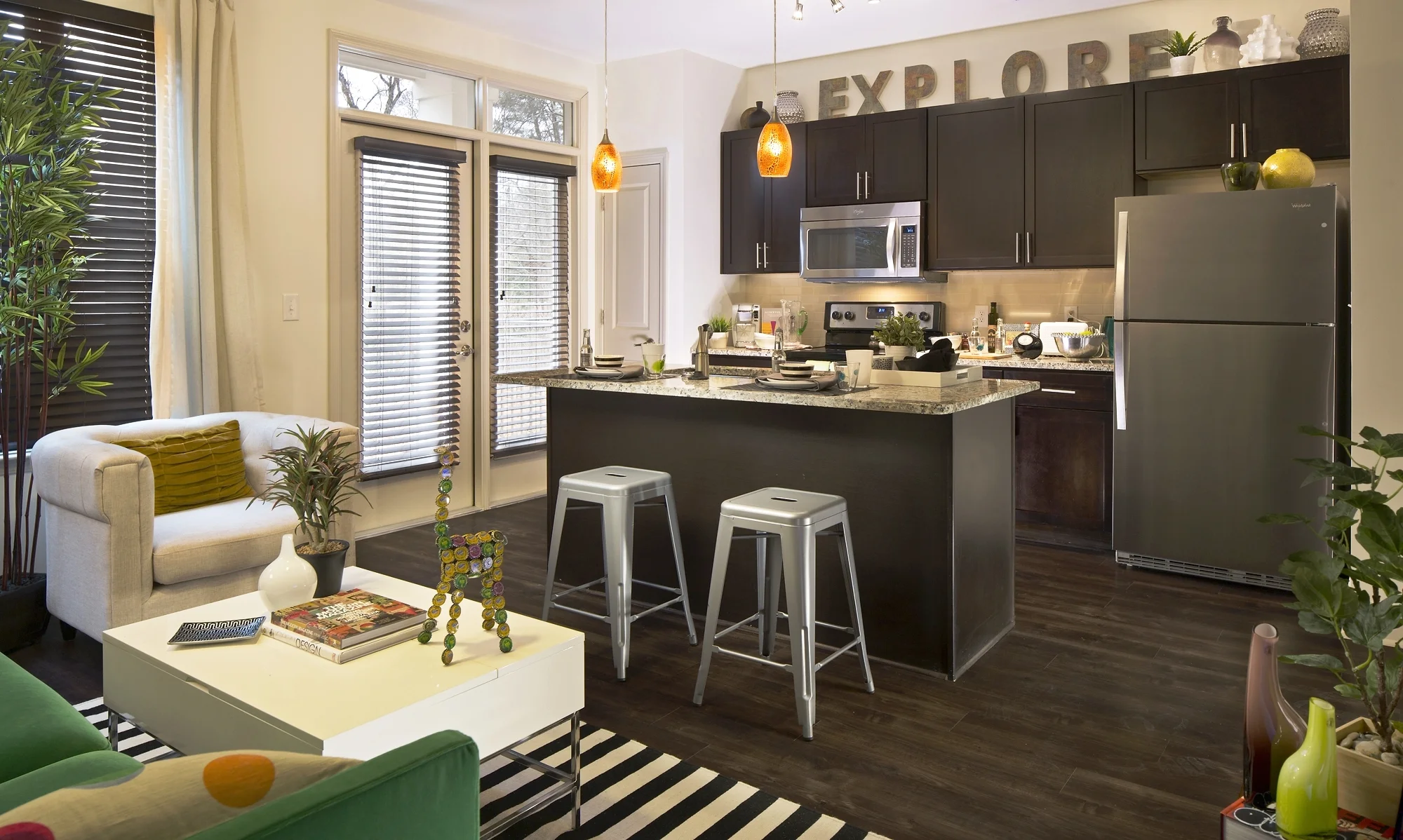 1377 studio living kitchen atlanta crop.jpg
