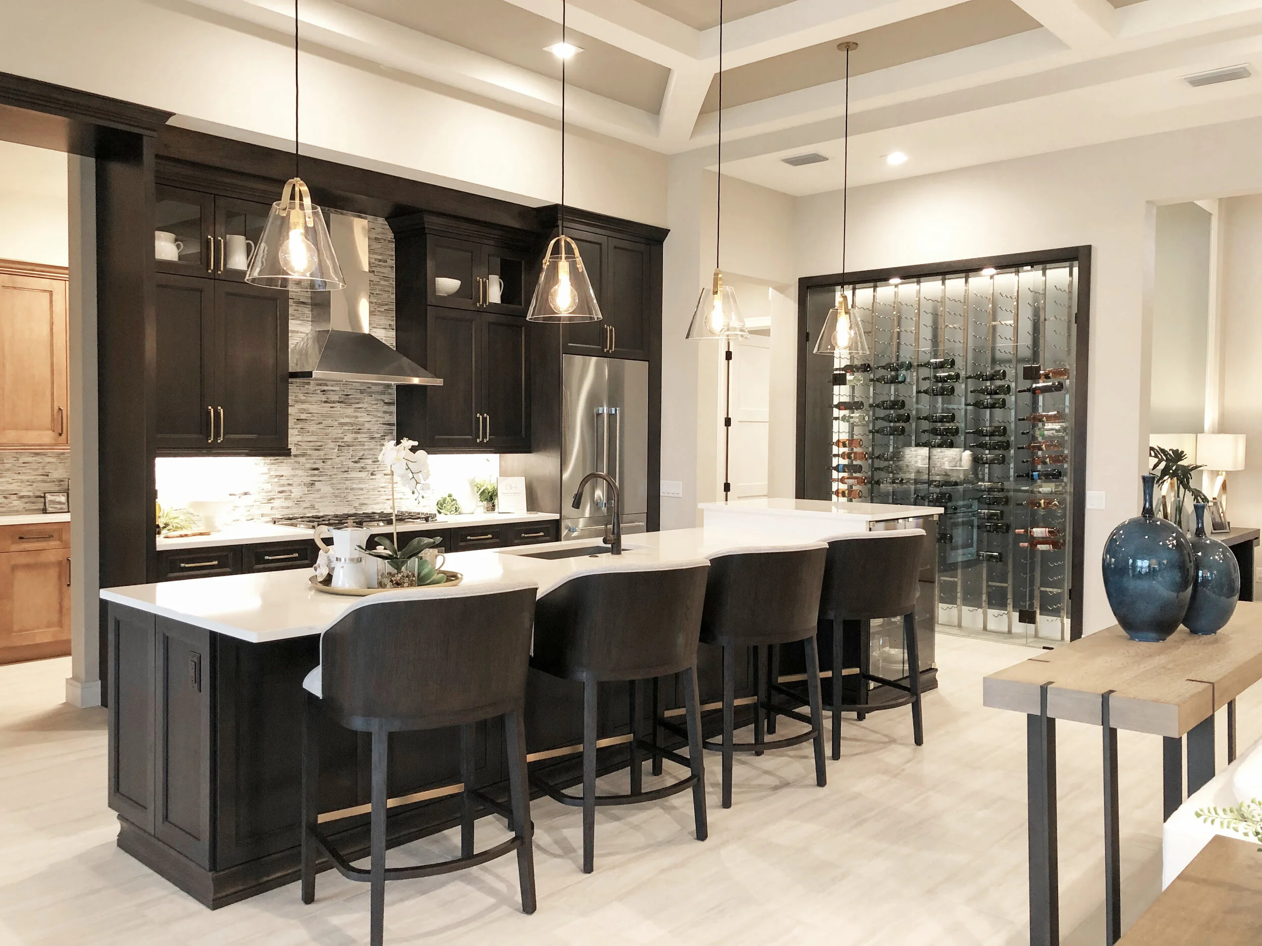 Host-Worthy Home: How to Design a Kitchen for Entertaining - Beasley ...