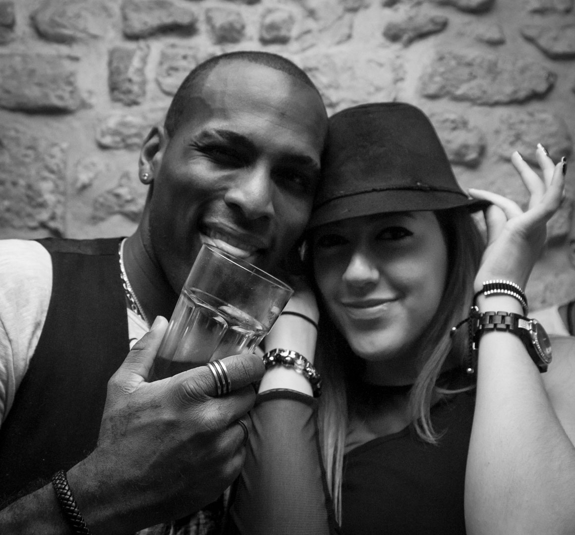 clubbing people man woman black and white youth sexy night life paris nyc france usa 1.jpg