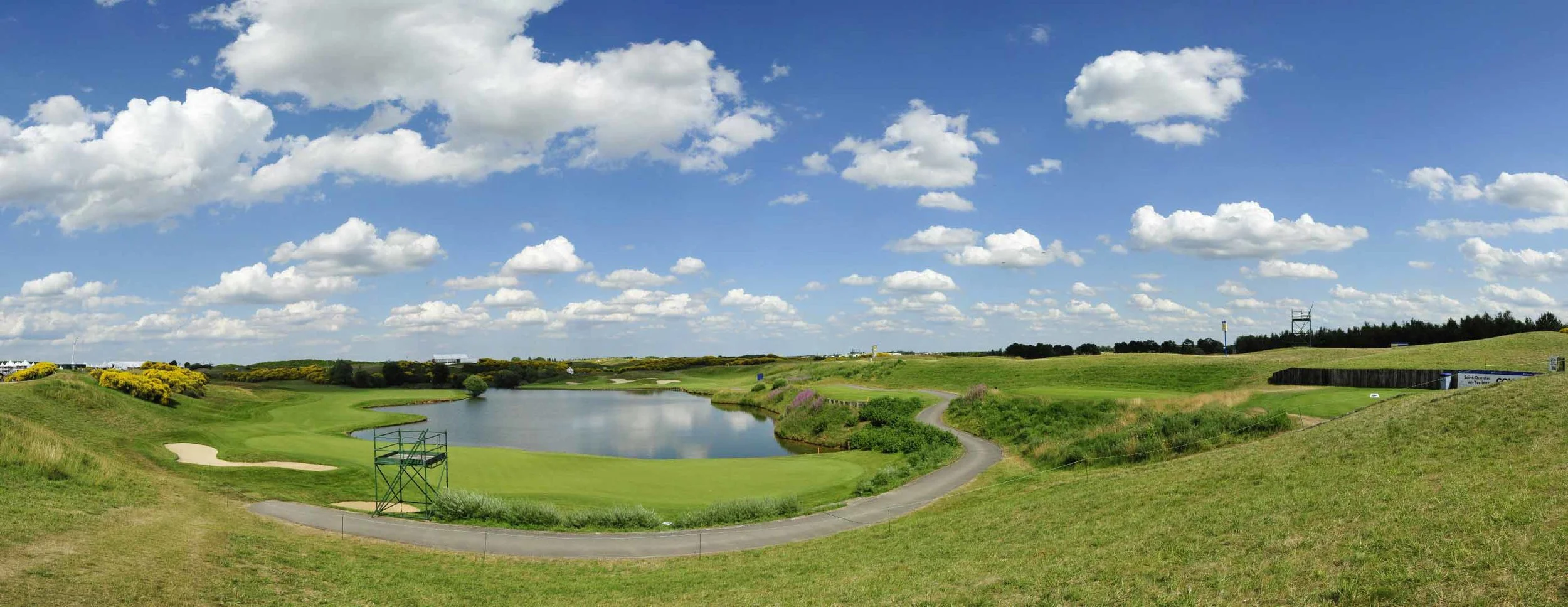 Panorama Golf open green club fairway rough paris france.jpg