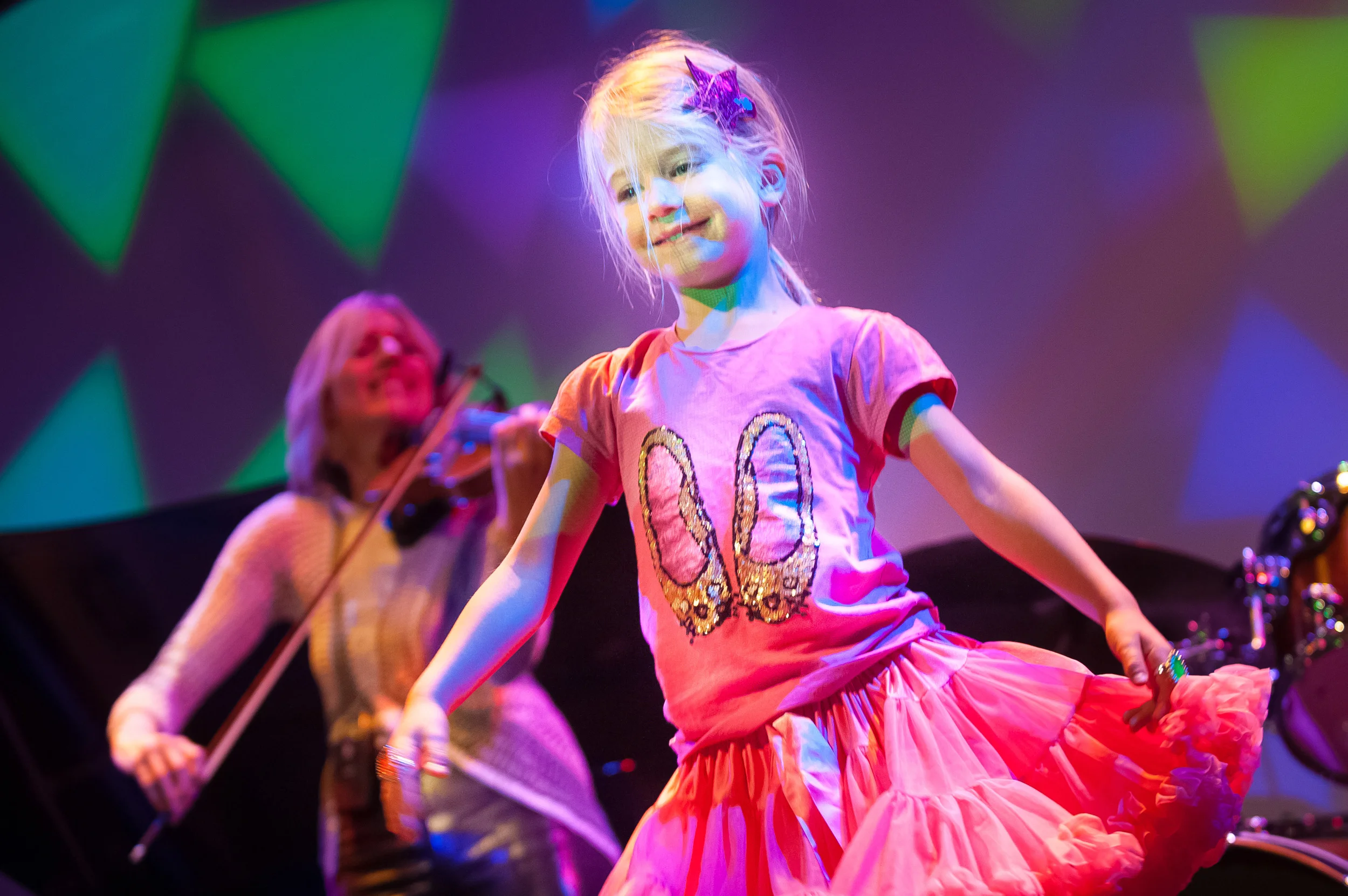Absolutely enchanting dancing by Jessica Ashton