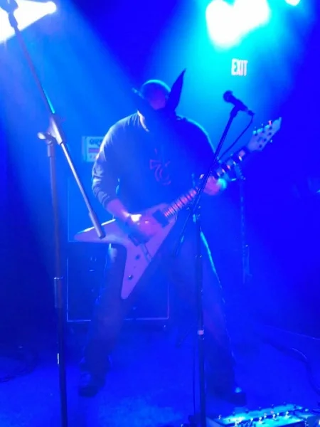 Shane with his Galaxy V as Canis Diabolis with VII.