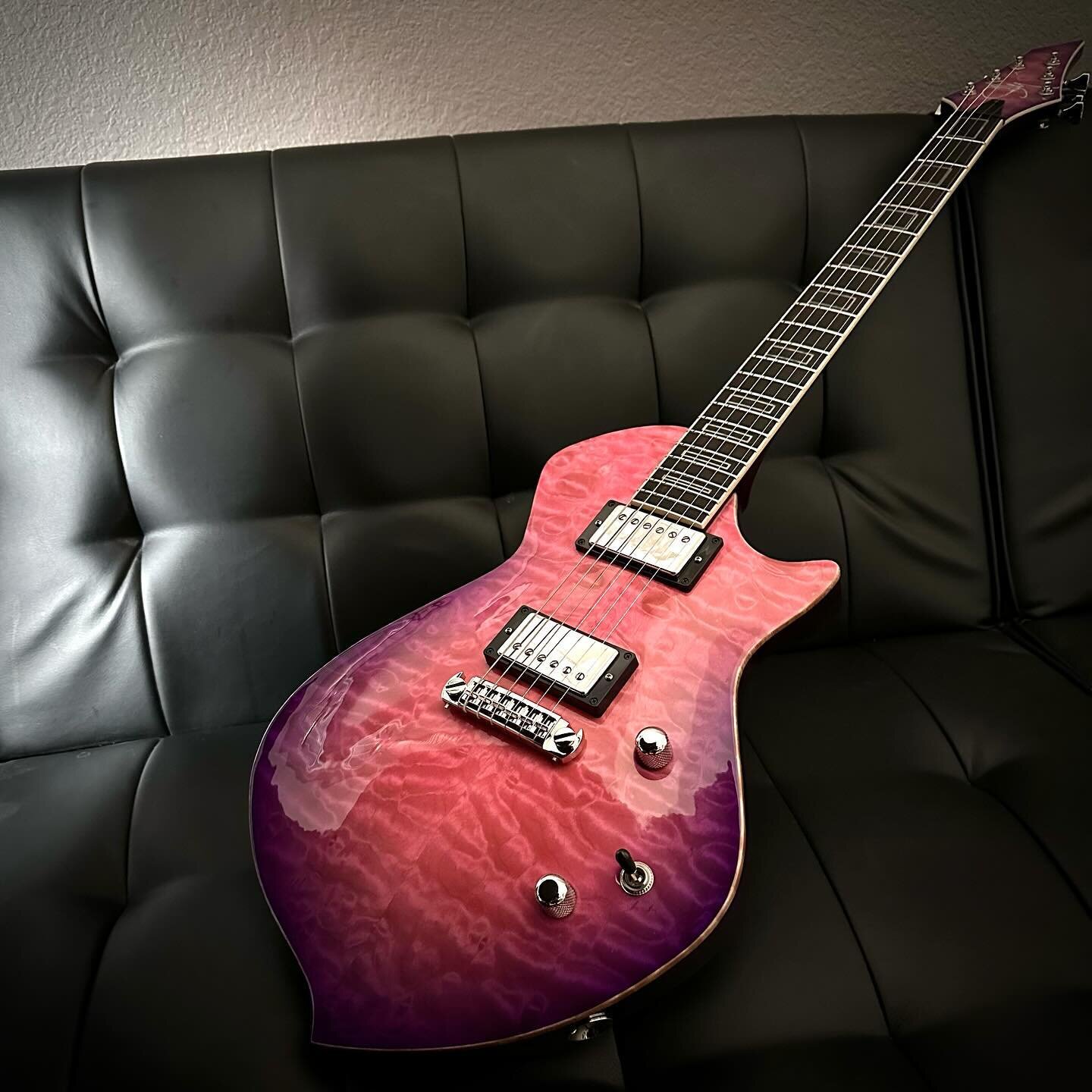 Pretty&hellip;pretty good. 

#71Trella #sullyguitars #builtbyrockandroll #candyfloss