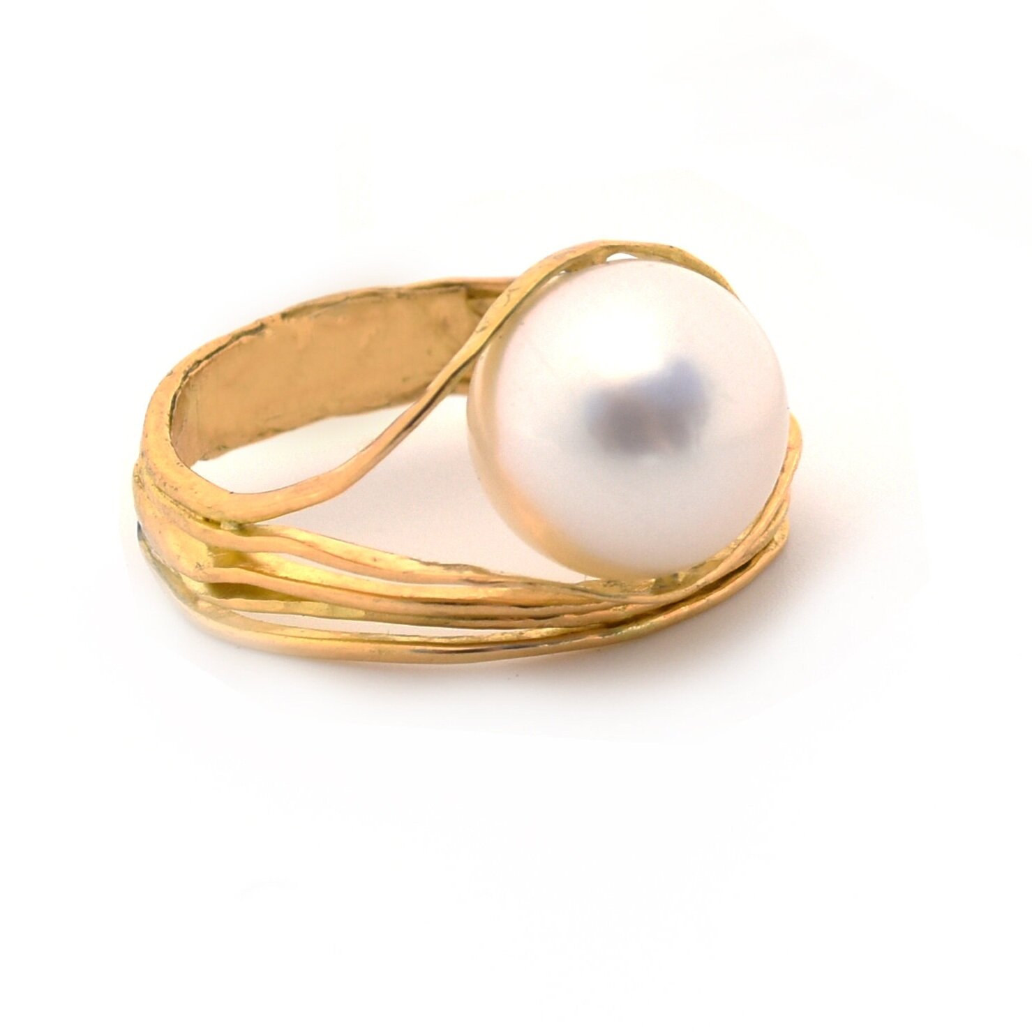 Oyster Ring - 18K Yellow Gold and South sea Australian Pearl