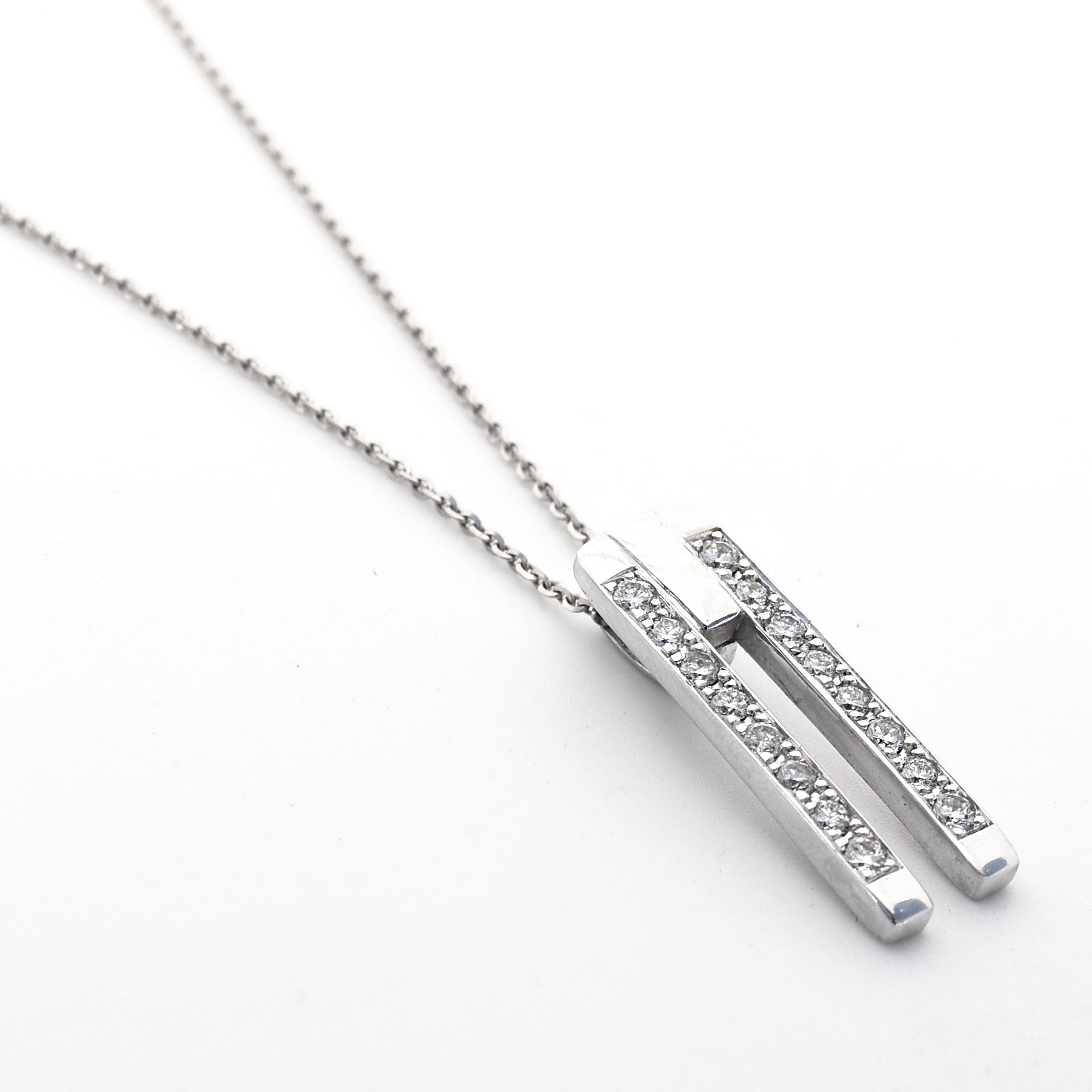 Dancing Diamond Necklace in Sterling Silver