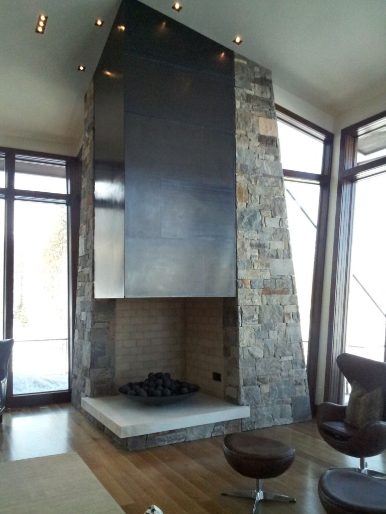 HR-Steel clad fire place