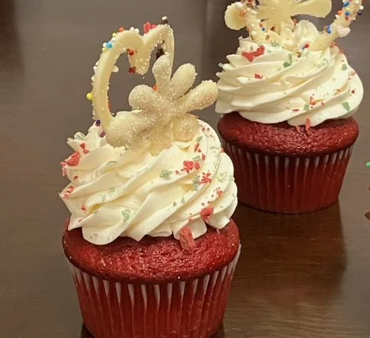 red velvet cupcakes b.jpeg