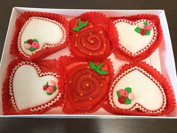 straw heart box 1b.jpeg