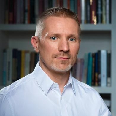 "A trip to North Korea is destined to contradict most expectations. Testing my consulting methods in this unique environment was an invaluable opportunity." Gabor Holch, Management Consultant & Entrepreneur, Workshop Leader in 2014.