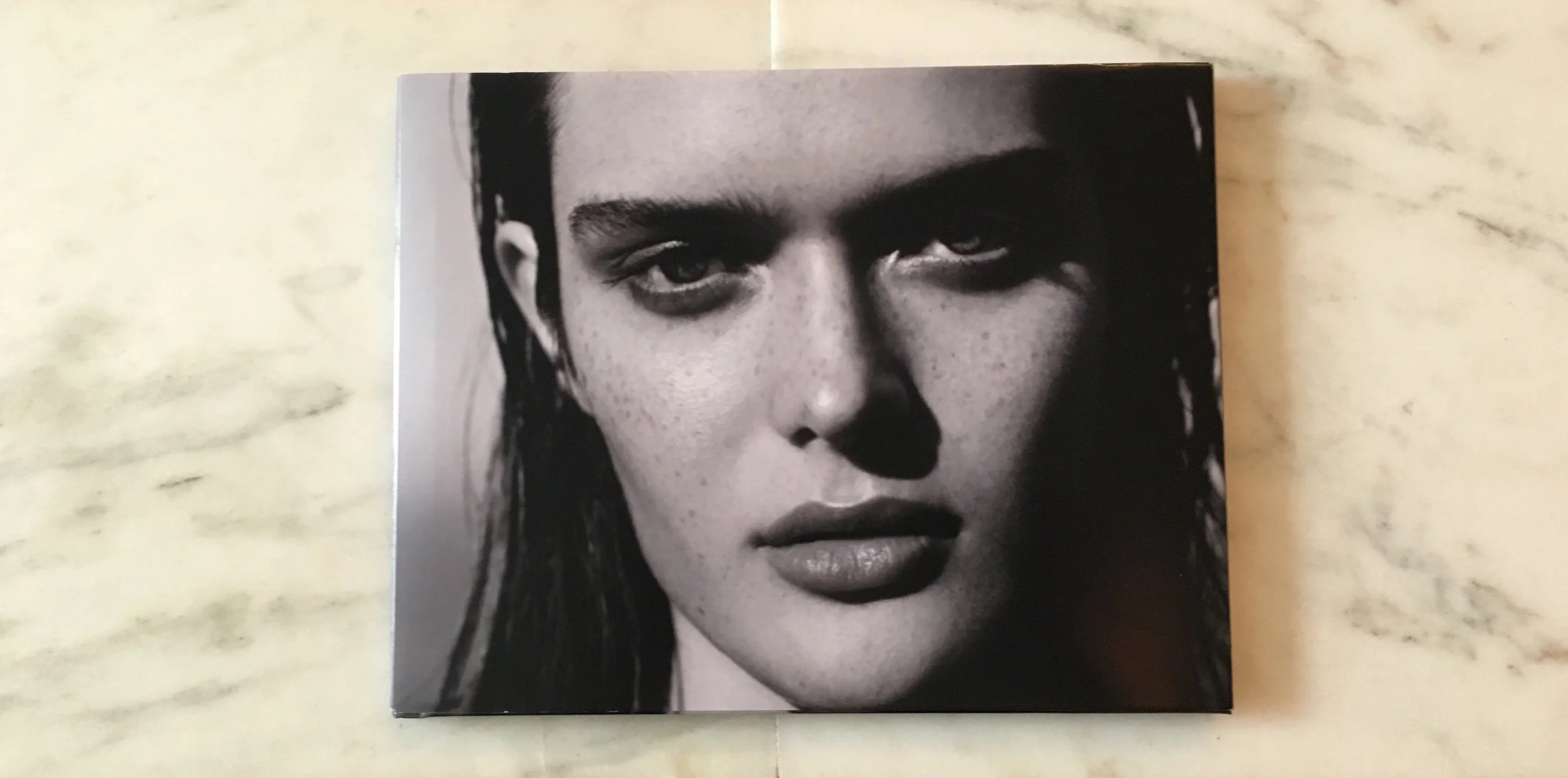 Project / A Modern Woman / Brand Book