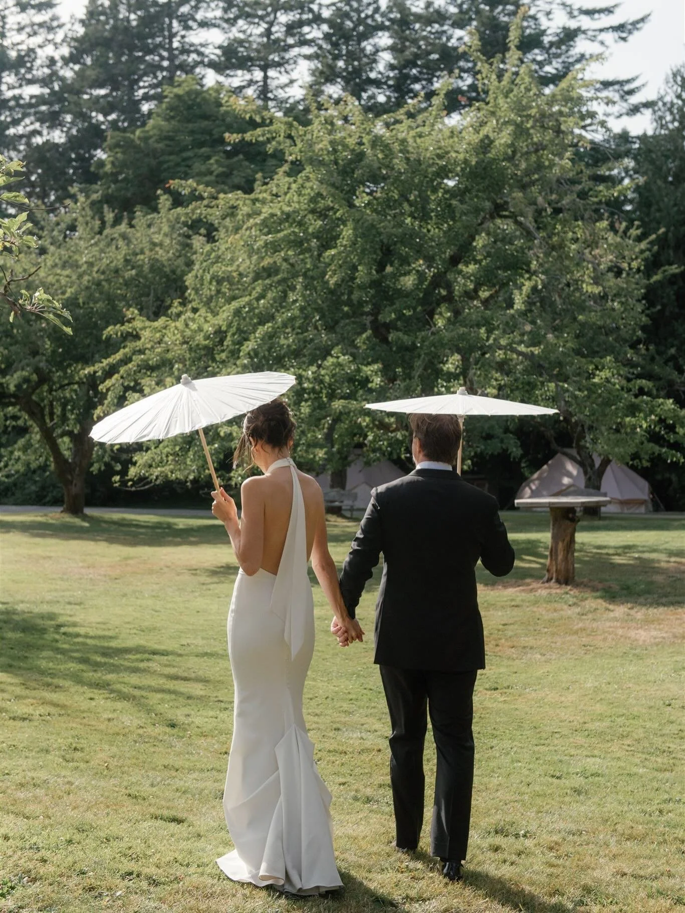 When Black tie meets Bilston Creek Farm 
Planning &amp; Design @rockpapersquare Photography @kaoverii_silva Floral Design @folklorefloralvictoria Decor @trenddecoreventdesign @tabletopcuratedrentals @pedersenseventrentals @designerweddingsvictoria St