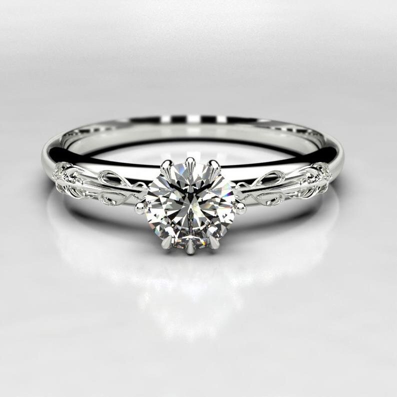 Love's Trident Solitaire - Engagement Ring with Moissanite