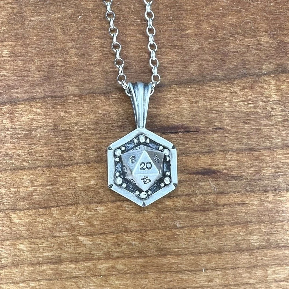 D20 Die Dungeons and Dragons Pendant - D&D Geeky Gamer Pendant