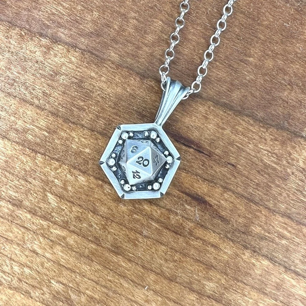 03-sterling-silver-d20-die-gamer-pendant-detail.jpg