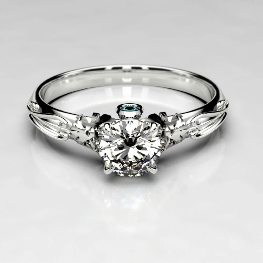05-geeky-4-claw-triforce-ring-zelda-inspire-three-quarter.jpg