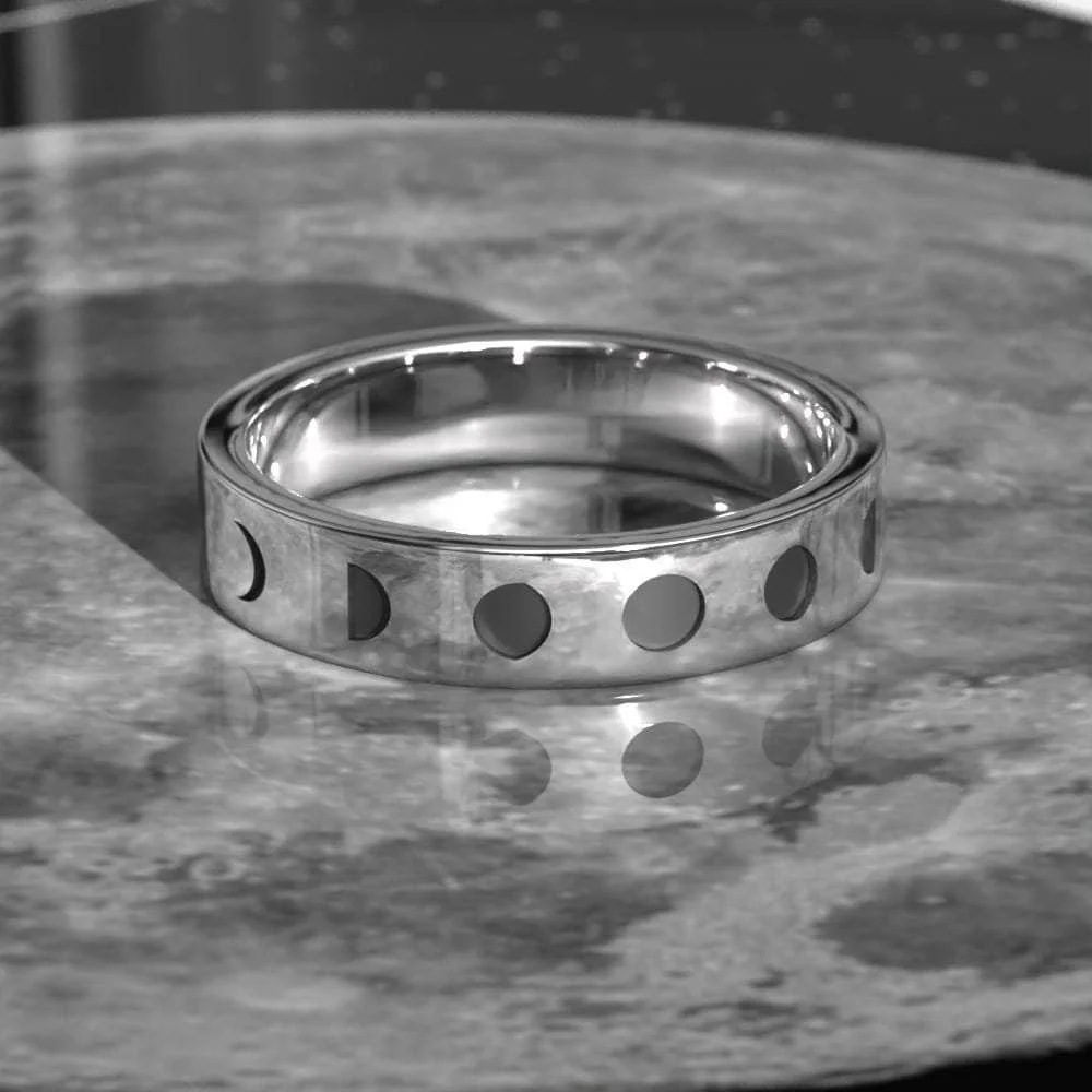 Moon Phase Ring in Silver or Gold - Unique Moon Wedding Band - Gift for Him or Her