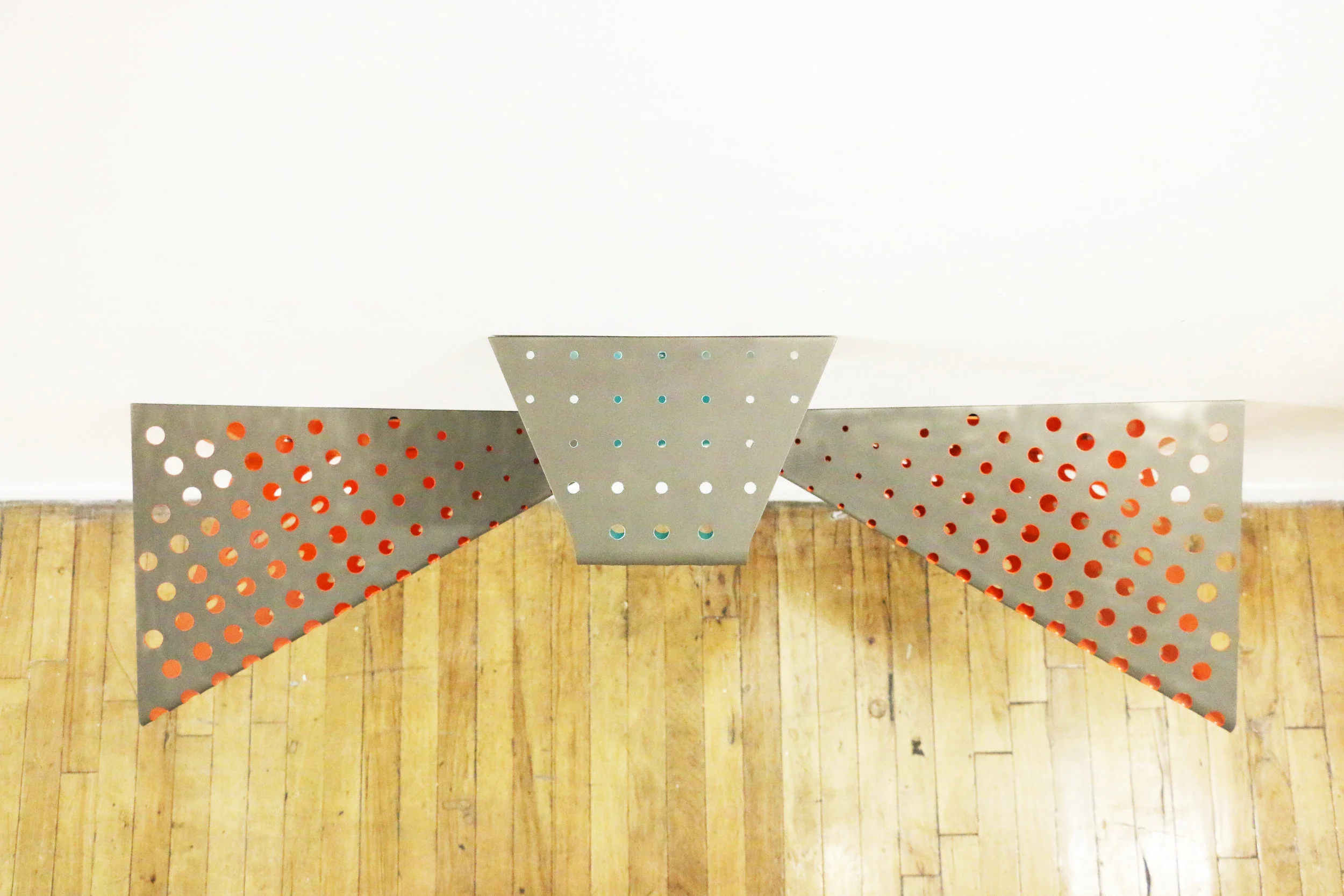 (Top View) Angled to accommodate the body