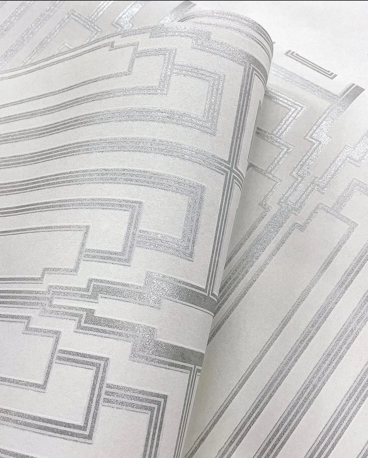 ArtDeco-WhitenSilver.jpg