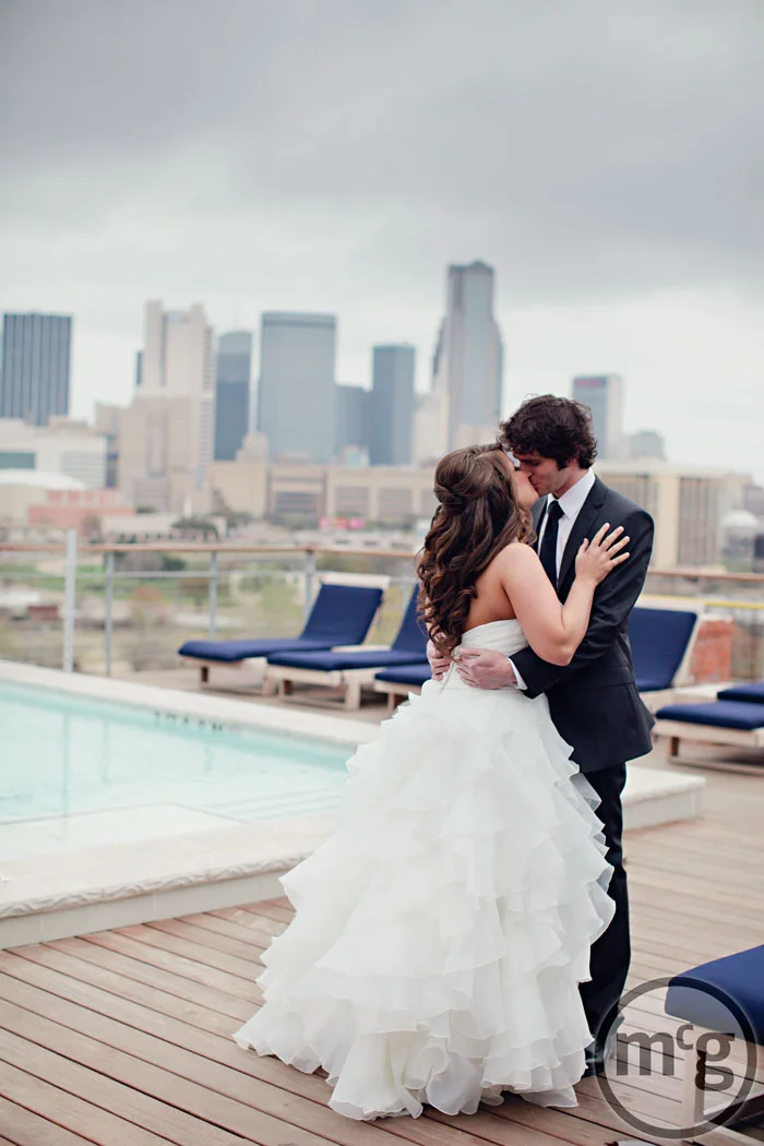 Bride & Groom Dallas Skyline