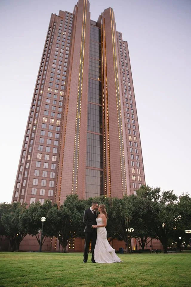 Bride & Groom Outside Cityplace Dallas, TX