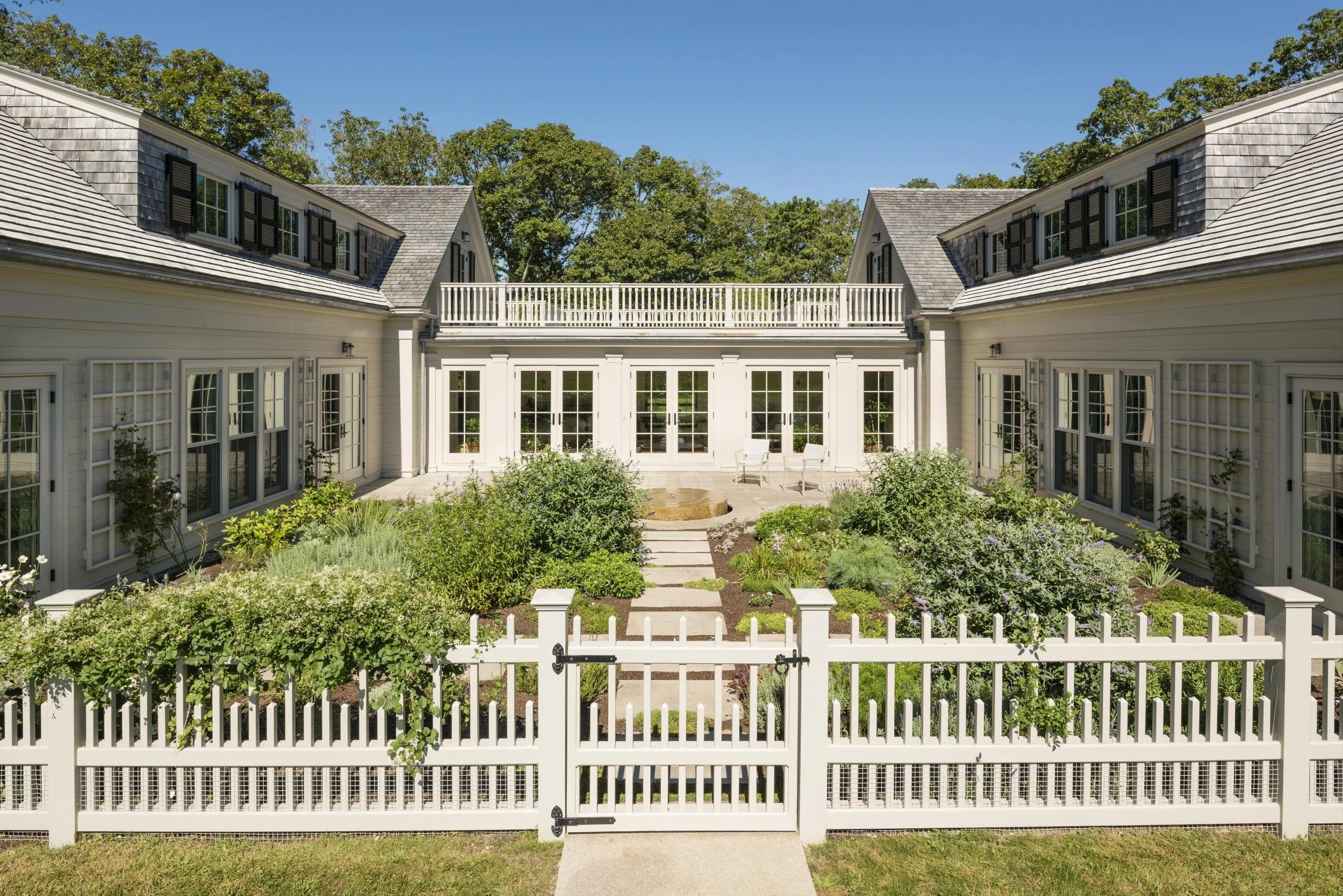 AG181-307 - Reduced.jpg