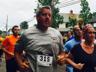 Expert runner, Lou Lowe, is an annual participant (Go Lou!) 